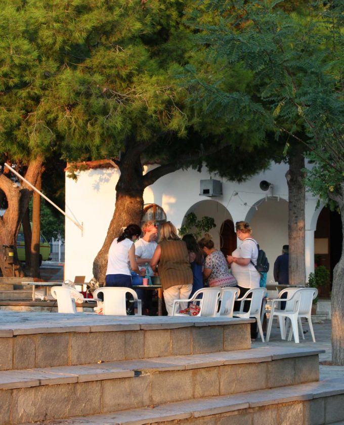 maevecollins-foldandrise93