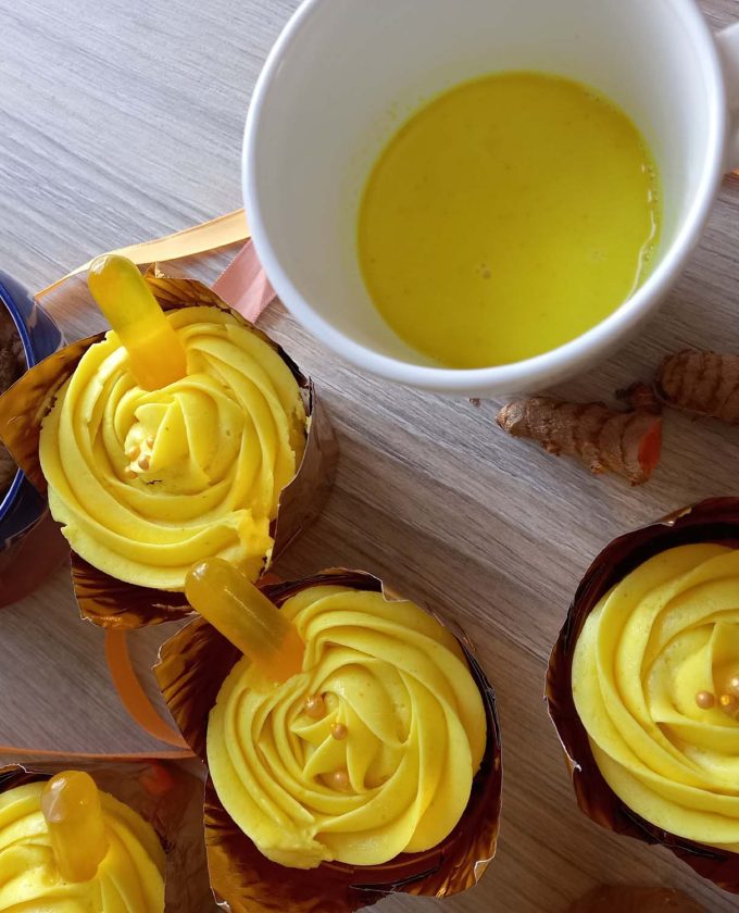 maevecollins-liquidgold21